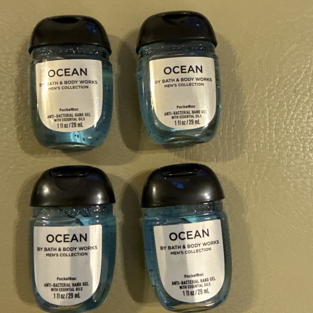 Bath Body‎ Works OCEAN for Men Pocketbac Hand Sanitizers 4pc Set